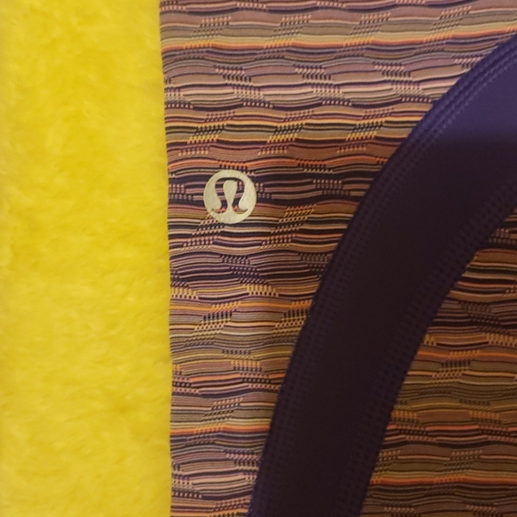 Lulu lemon leggings - Picture 3 of 4